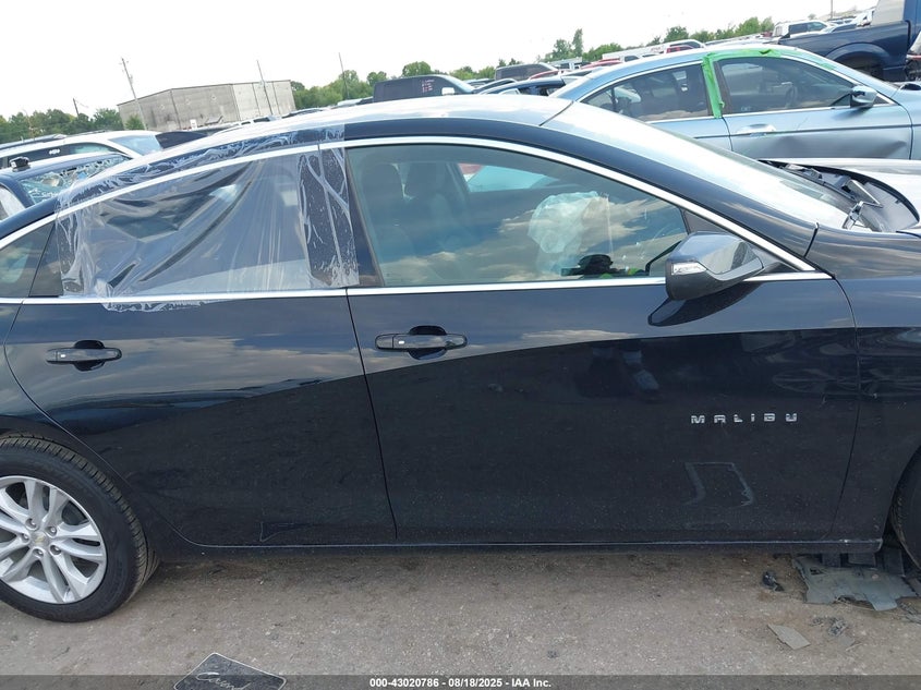2018 CHEVROLET MALIBU LT 1G1ZD5ST3JF177021