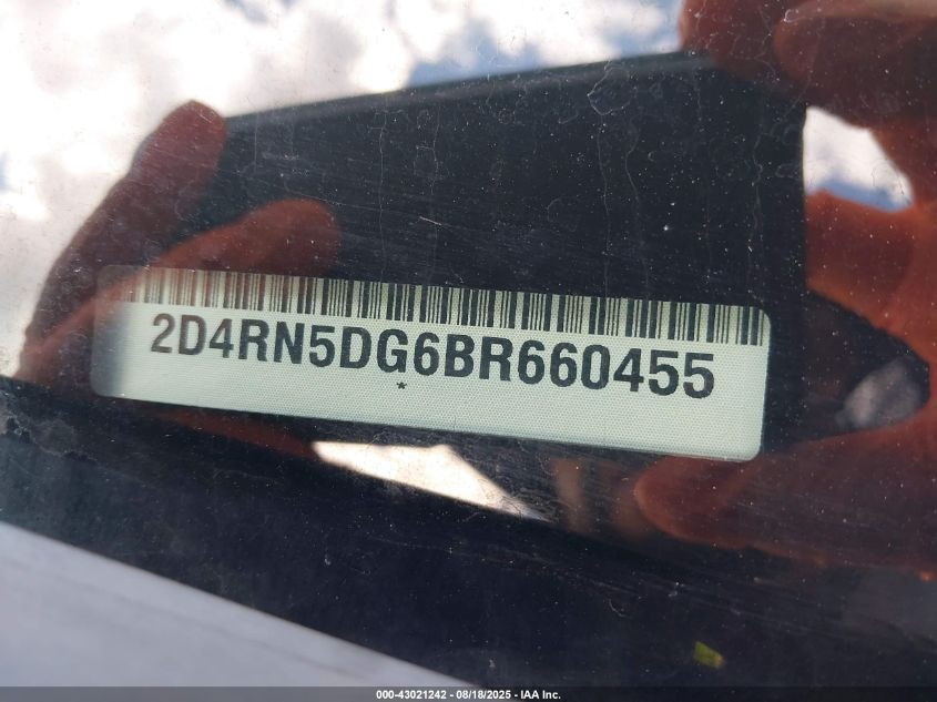 2011 Dodge Grand Caravan Crew VIN: 2D4RN5DG6BR660455 Lot: 43021242