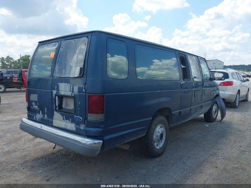 1997 FORD CLUB WAGON auction photo 4
