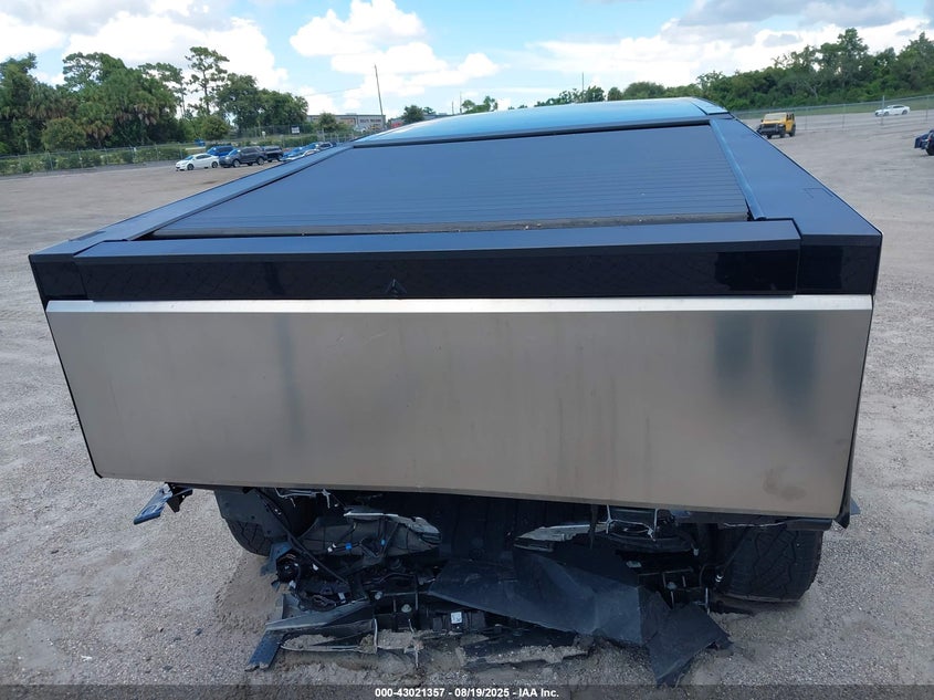 2024 Tesla Cybertruck VIN: 7G2CEHED4RA025792 Lot: 43021357