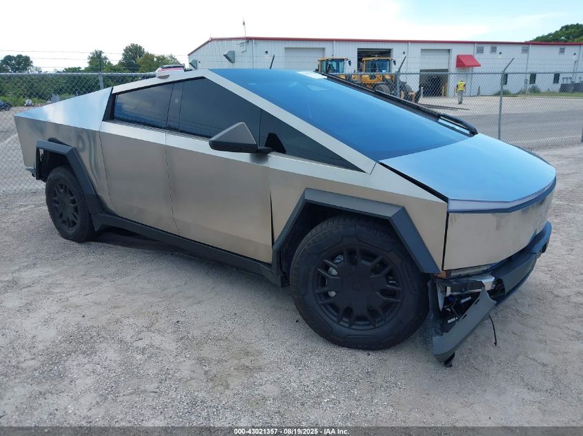 TESLA CYBERTRUCK