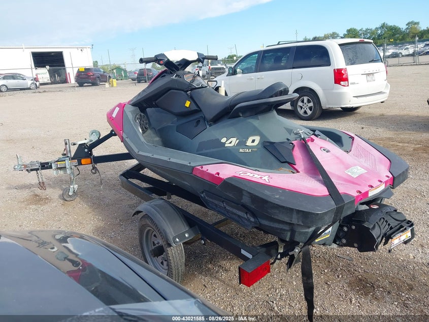 2015 Sea Doo Other pink null null YDV73254C515 photo #4