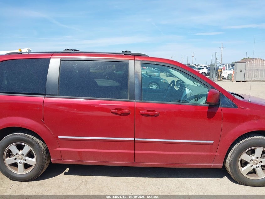 2008 Dodge Grand Caravan Sxt VIN: 2D8HN54P18R840221 Lot: 43021752
