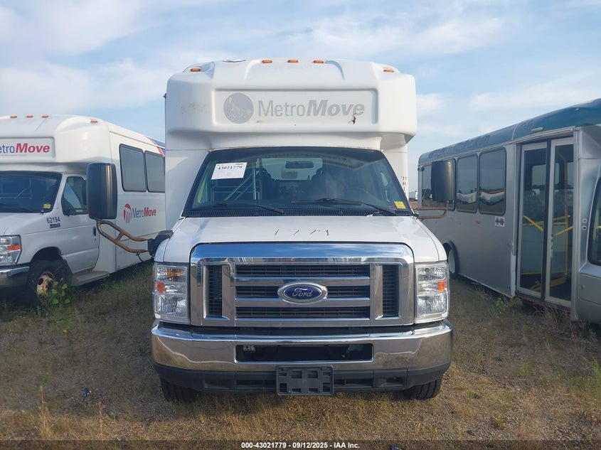 2018 Ford E-450 Cutaway VIN: 1FDFE4FS3JDC36305 Lot: 43021779