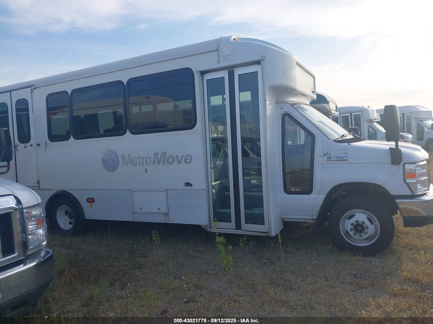 2018 Ford E-450 Cutaway VIN: 1FDFE4FS3JDC36305 Lot: 43021779