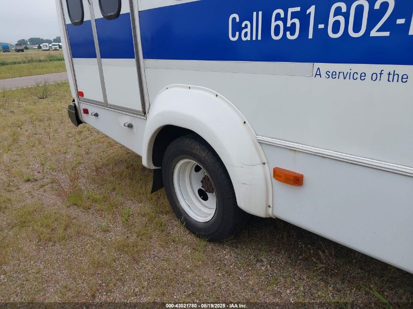 2015 Ford Econoline E450 Super Duty Cutwy Van VIN: 1FDEE4FLXFDA09639 Lot: 43021780