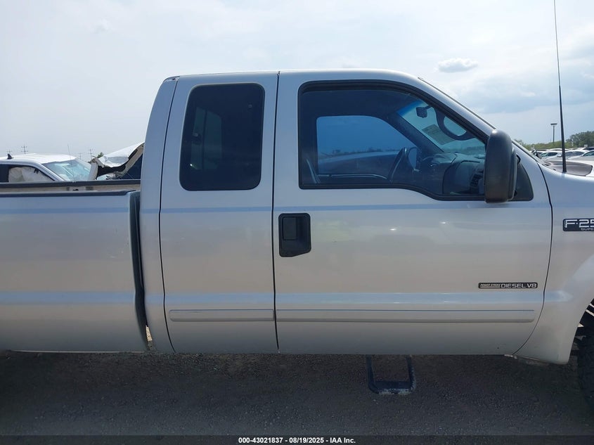 2001 Ford F-250 Lariat/Xl/Xlt VIN: 1FTNX21F51EC38043 Lot: 43021837