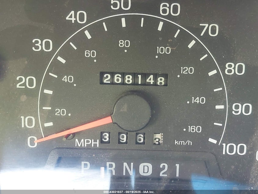 2001 Ford F-250 Lariat/Xl/Xlt VIN: 1FTNX21F51EC38043 Lot: 43021837