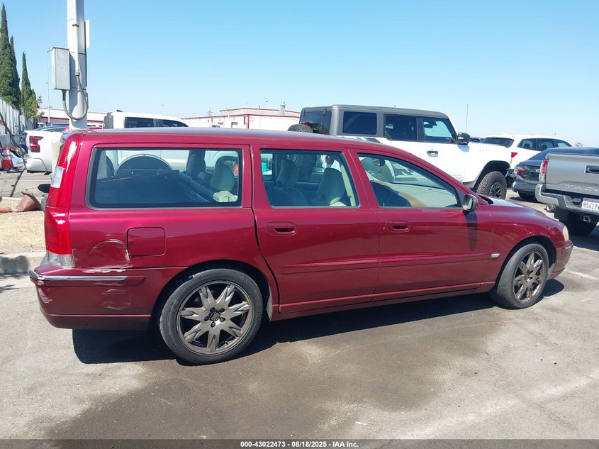 2005 Volvo V70 2.5T VIN: YV1SW592352516397 Lot: 43022473