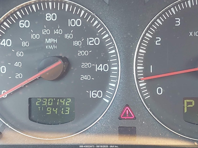 2005 Volvo V70 2.5T VIN: YV1SW592352516397 Lot: 43022473