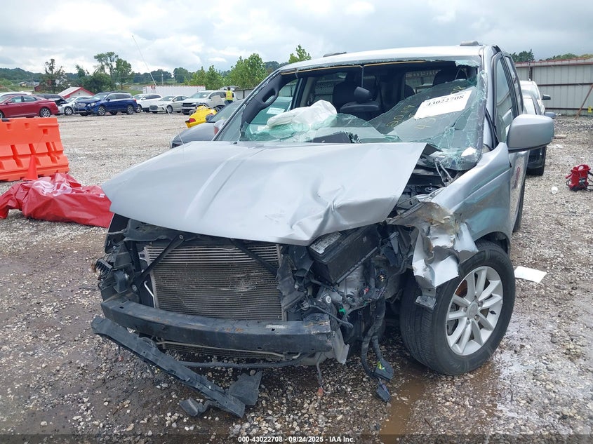 2019 Dodge Grand Caravan Sxt VIN: 2C4RDGCGXKR647348 Lot: 43022708