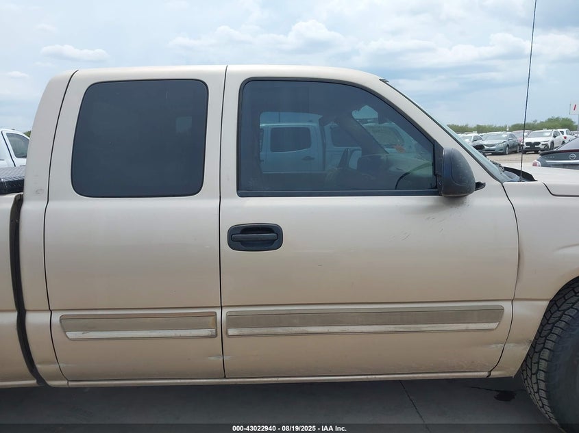 2005 Chevrolet Silverado 1500 Ls VIN: 2GCEC19V651200684 Lot: 43022940