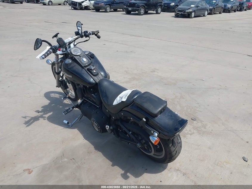 2008 HARLEY-DAVIDSON FXSTB 1HD1JA5168Y052558