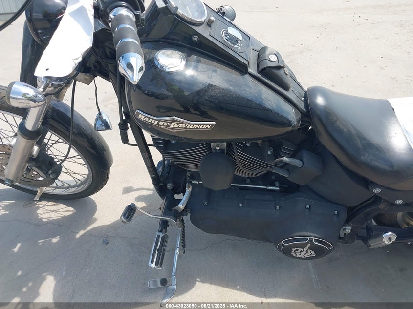 2008 HARLEY-DAVIDSON FXSTB 1HD1JA5168Y052558