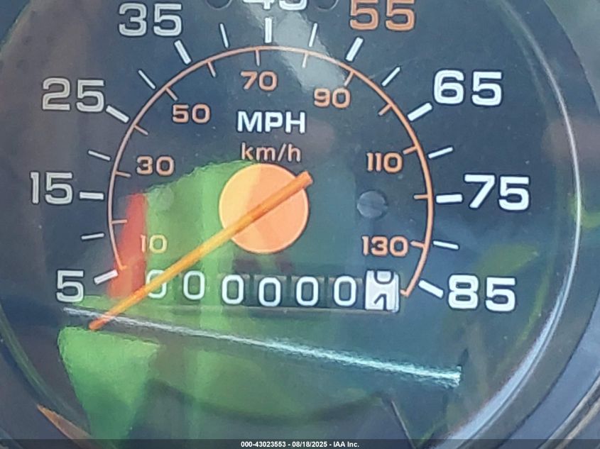 1983 Chevrolet C20 VIN: 1GCGC24J0DJ170539 Lot: 43023553