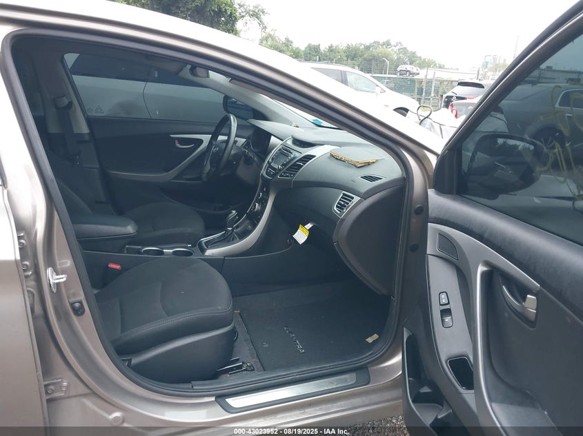 2016 HYUNDAI ELANTRA VALUE EDITION 5NPDH4AE2GH716908