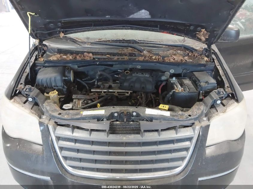 2008 Chrysler Town & Country Lx VIN: 2A8HR44H58R824845 Lot: 43024239