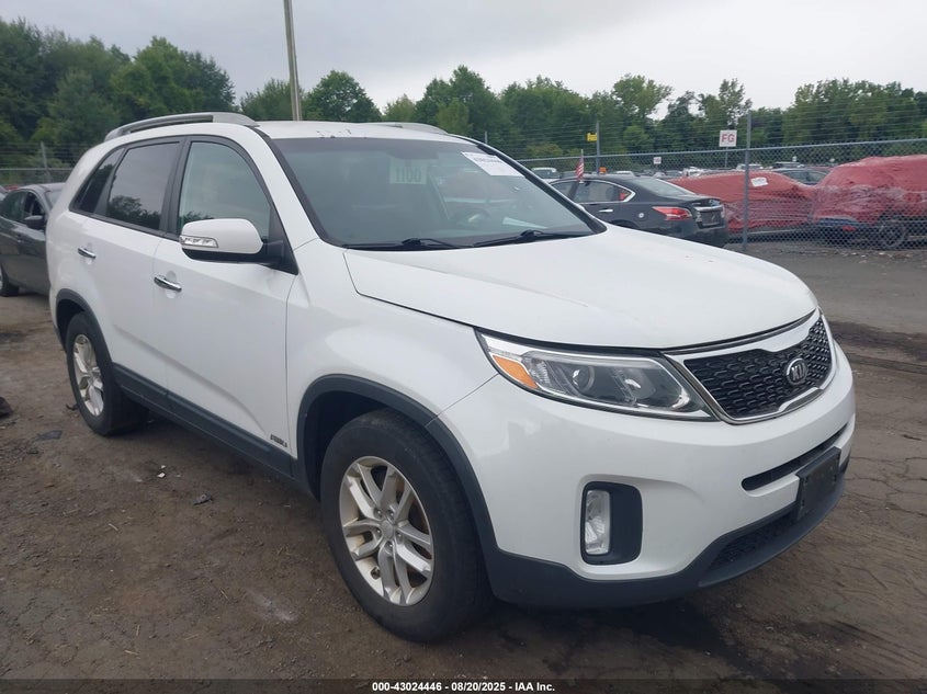 5XYKTCA67FG607861 2015 Kia Sorento Lx auction photo 1