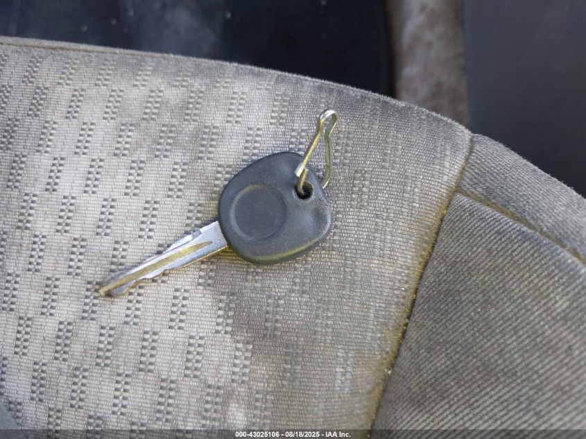 2006 Saturn Ion 2 VIN: 1G8AJ55F16Z160186 Lot: 43025106