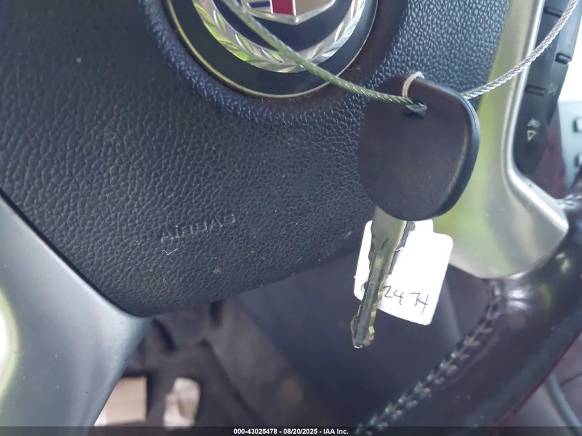 2009 Cadillac Escalade Standard VIN: 1GYFC23259R204628 Lot: 43025478