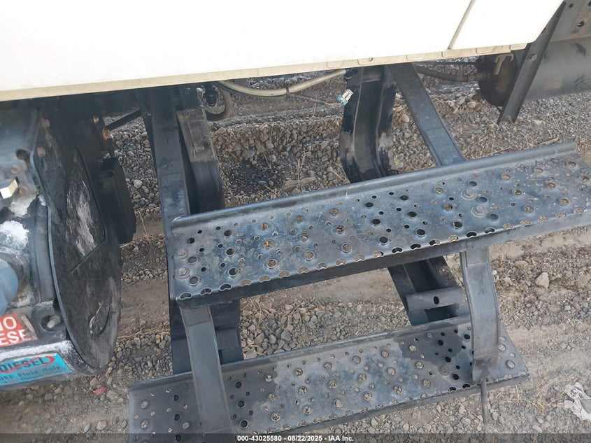 2017 International Durastar 4300 VIN: 1HTMMMMM8HH636899 Lot: 43025580