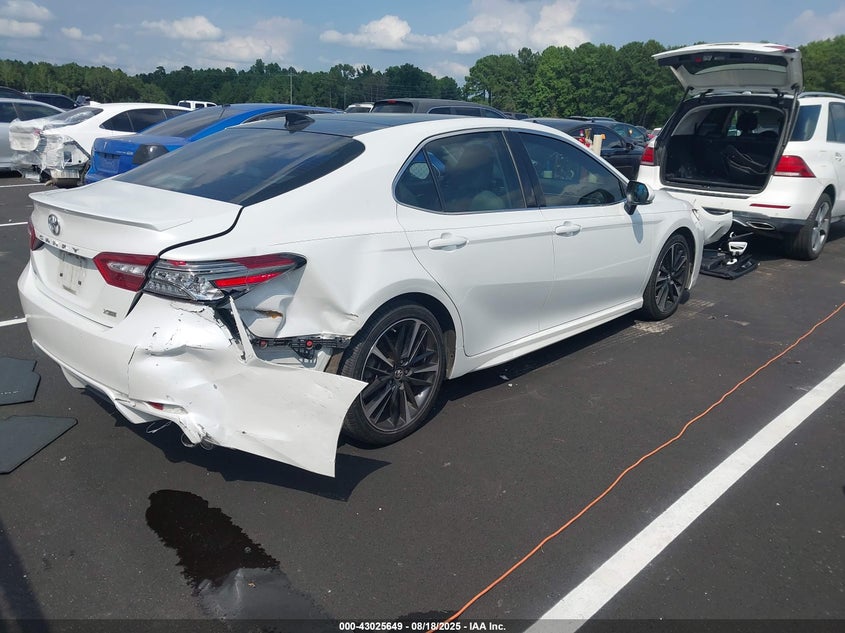 2018 TOYOTA CAMRY XSE - 4T1B61HK8JU141584