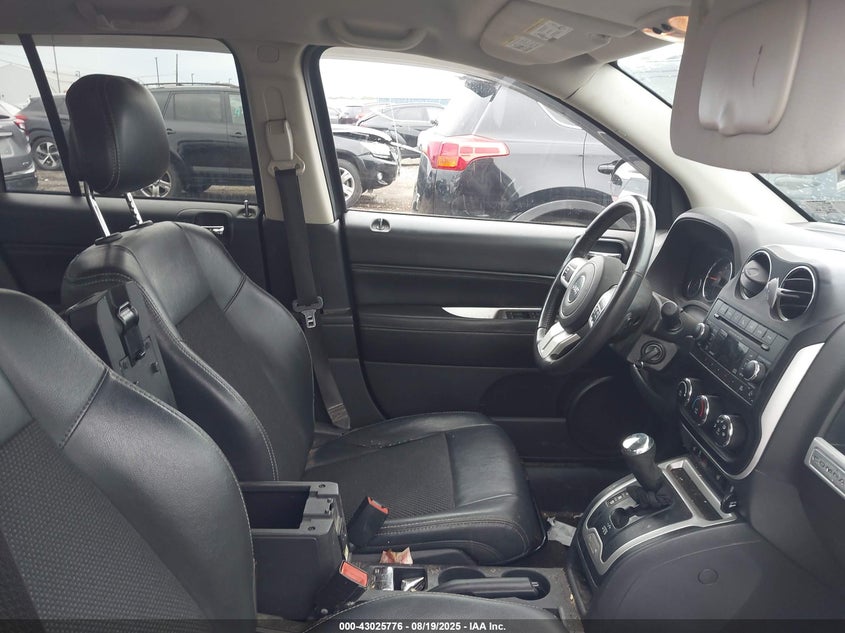 2015 JEEP COMPASS LATITUDE - 1C4NJDEB8FD412768