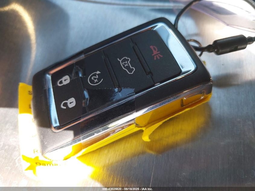 2025 Jeep Wagoneer - 1C4SJUBP0SS519998