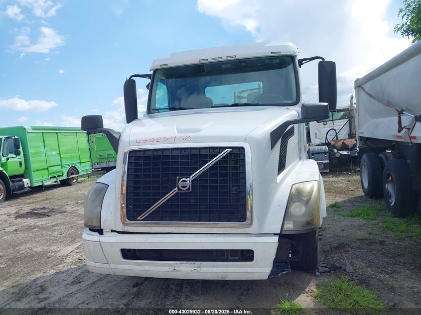 2016 Volvo Vn Vnl VIN: 4V4NC9EH6GN937212 Lot: 43025932