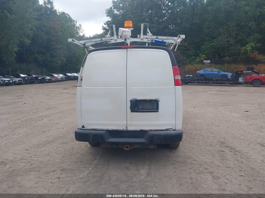 2015 Chevrolet Express 2500 Work Van VIN: 1GCWGFCF5F1168244 Lot: 43026116