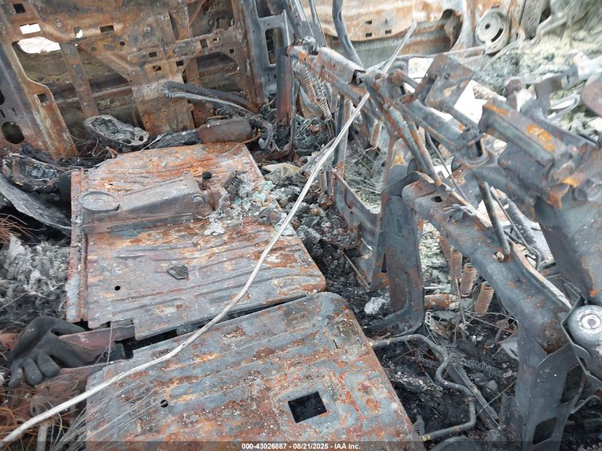 2001 Chevrolet Suburban 2500 Lt VIN: 3GNGK26G11G199072 Lot: 43026887