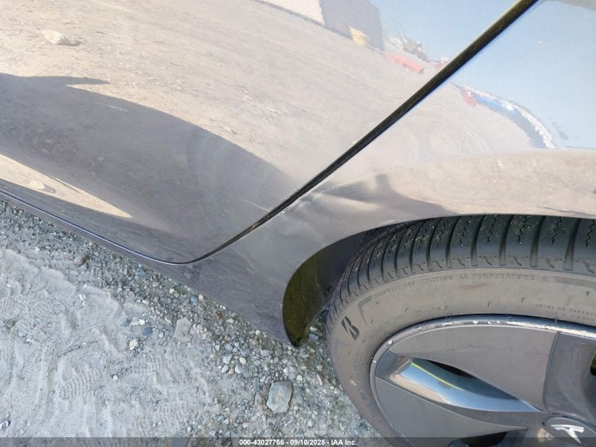 2018 Tesla Model 3 Long Range/Mid Range VIN: 5YJ3E1EA7JF006905 Lot: 43027756