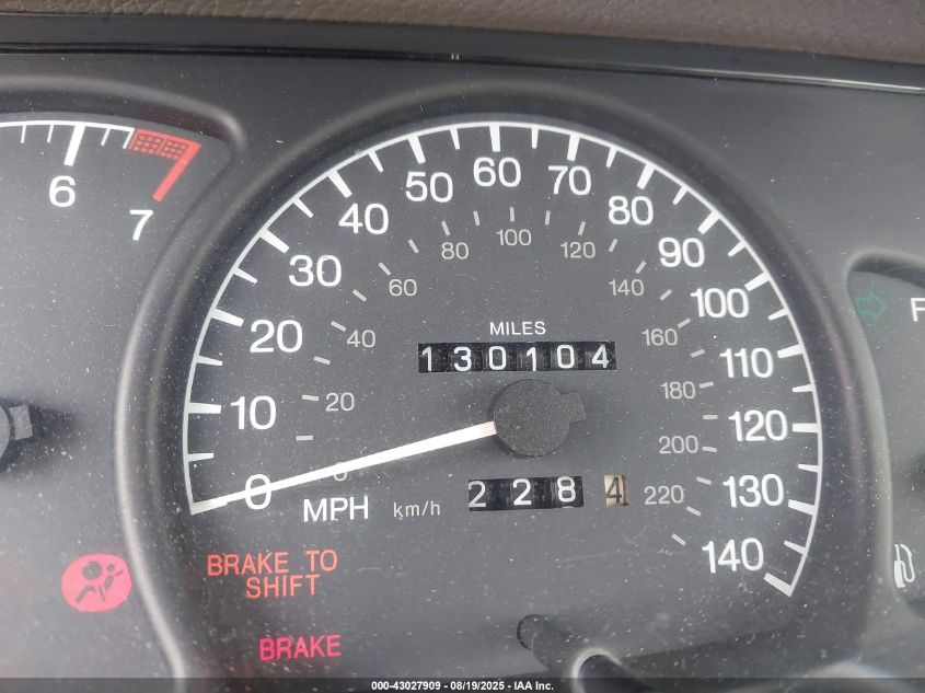 1999 Cadillac Catera Standard VIN: W06VR52R5XR009319 Lot: 43027909