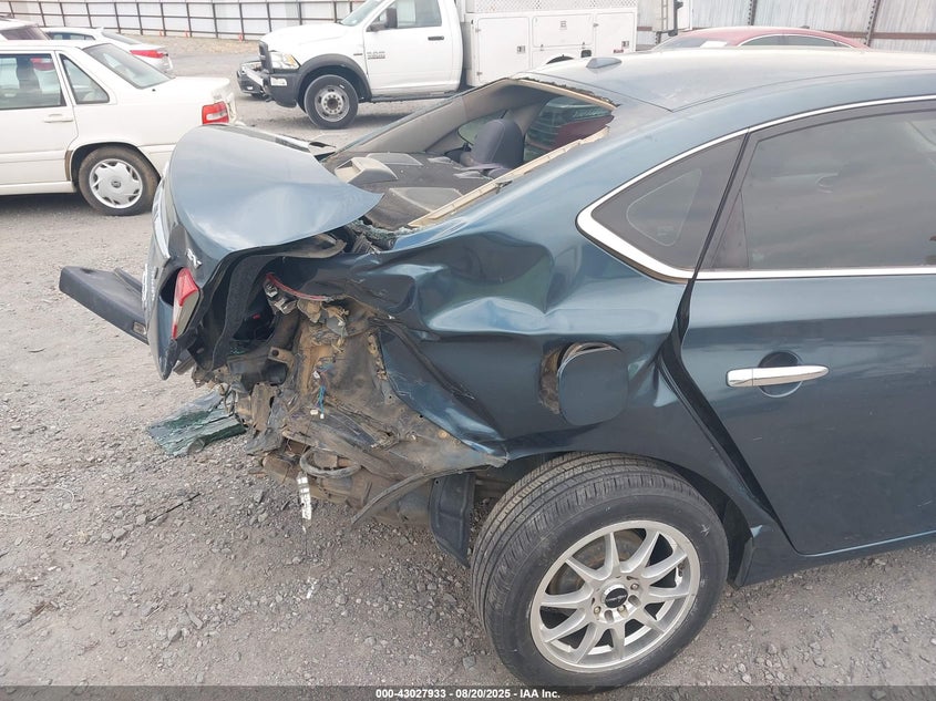 3N1AB7AP4FY253326 2015 NISSAN SENTRA photo no. 17