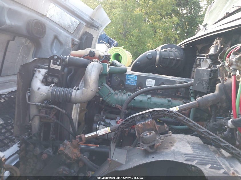 2013 Volvo Vn Vnl VIN: 4V4N19EG0DN132993 Lot: 43027979