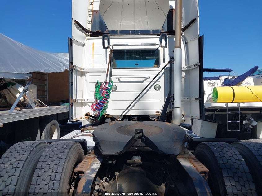 4V4N19EG0DN132993 2013 VOLVO  photo no. 6