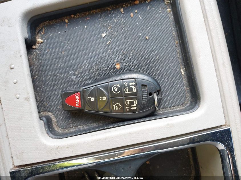 2011 Chrysler Town & Country Touring-L VIN: 2A4RR8DGXBR703420 Lot: 43028640