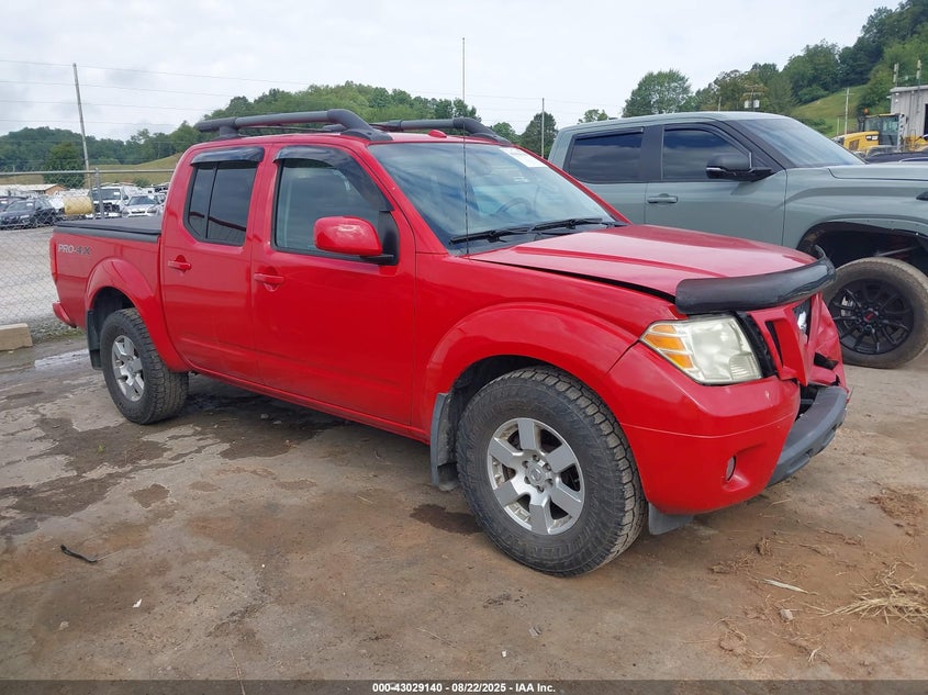 NISSAN FRONTIER PRO-4X