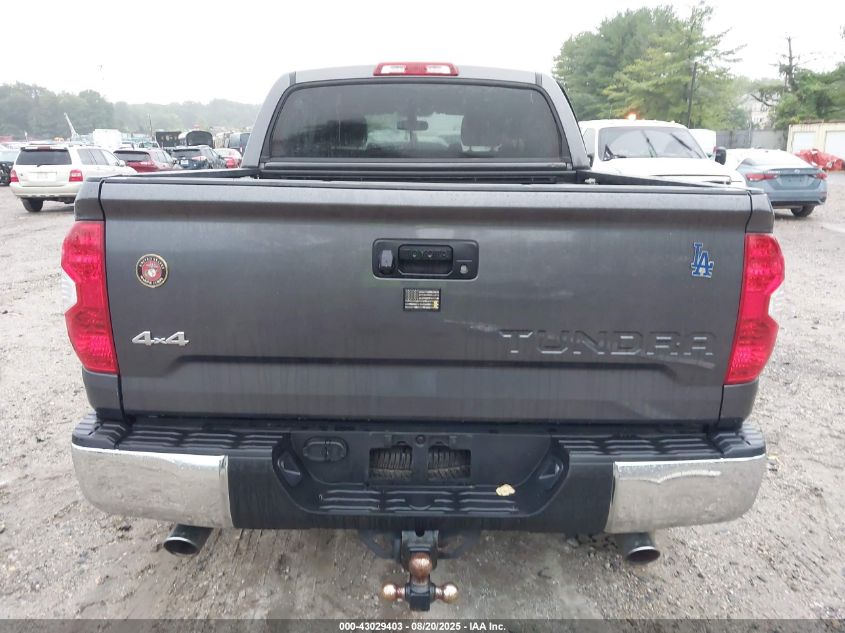 2016 Toyota Tundra Sr5 5.7L V8 VIN: 5TFDW5F13GX528811 Lot: 43029403