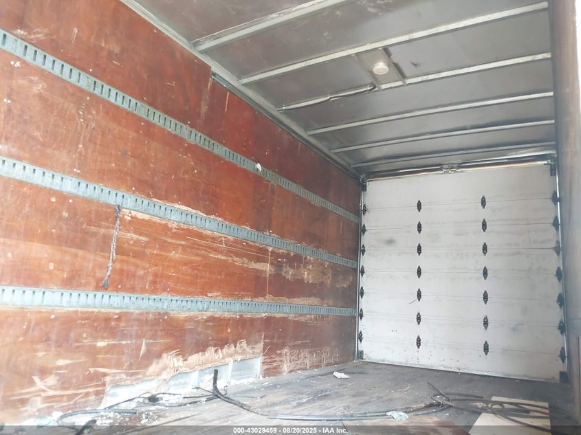 1998 International 4000 4700 VIN: 1HTSCAAL8WH533225 Lot: 43029459