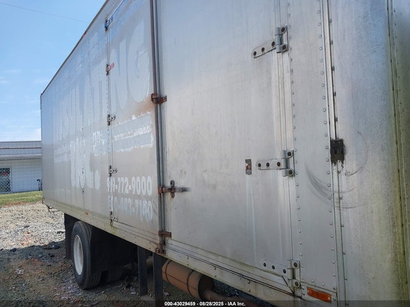 1998 International 4000 4700 VIN: 1HTSCAAL8WH533225 Lot: 43029459