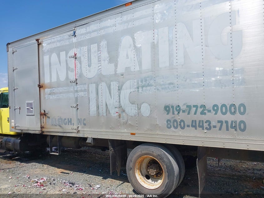 1998 International 4000 4700 VIN: 1HTSCAAL8WH533225 Lot: 43029459