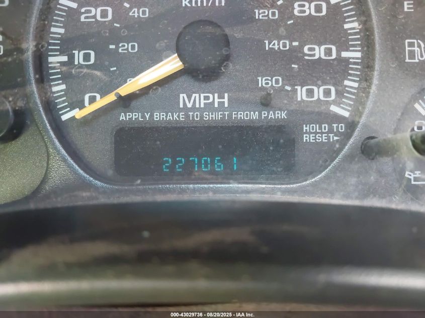 2001 Chevrolet Silverado 1500 VIN: 2GCEC19W211207277 Lot: 43029736