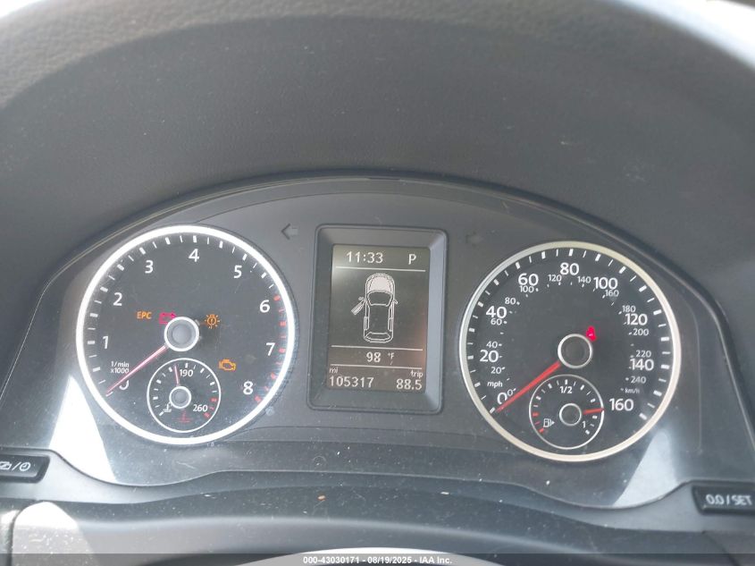 2017 Volkswagen Tiguan 2.0T/2.0T S VIN: WVGAV7AX9HK043080 Lot: 43030171