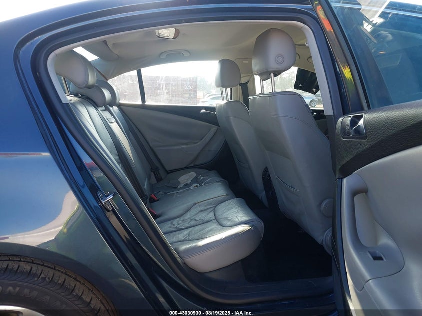 2006 Volkswagen Passat 2.0T VIN: WVWEK73C66P068348 Lot: 43030930