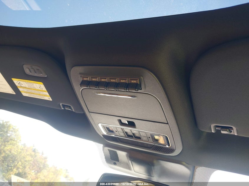 2024 Ford F-350 Platinum VIN: 1FT8W3BM5RED05321 Lot: 43031100