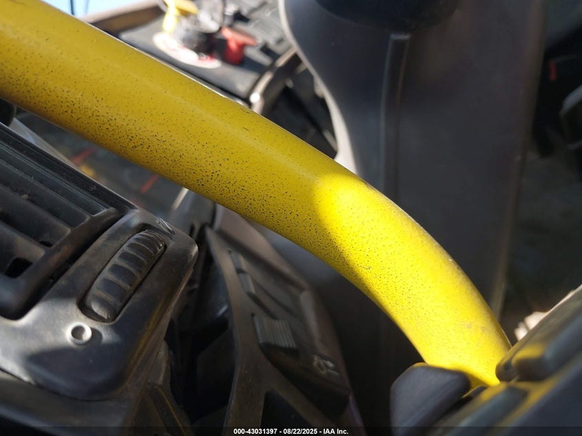 2015 Volvo Vn Vnl VIN: 4V4NC9DG2FN920690 Lot: 43031397