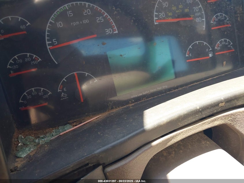 2015 Volvo Vn Vnl VIN: 4V4NC9DG2FN920690 Lot: 43031397