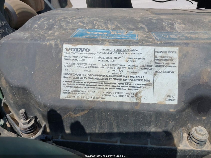 2015 Volvo Vn Vnl VIN: 4V4NC9DG2FN920690 Lot: 43031397