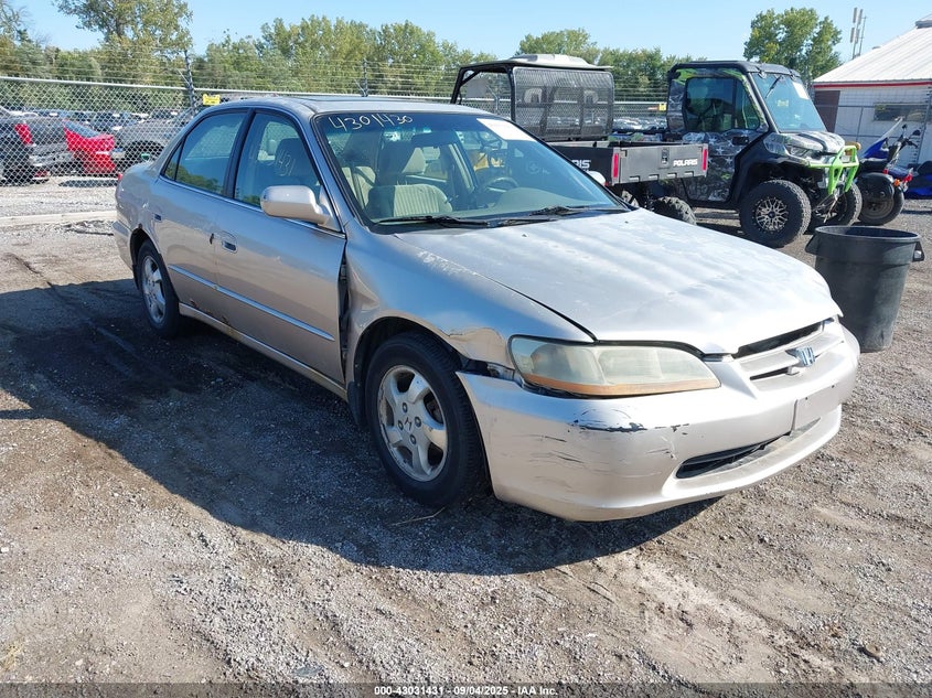 1HGCG5656WA219042 1998 Honda Accord Ex auction photo 1